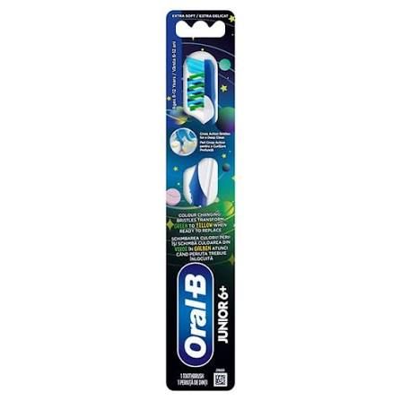 392b0f263918723c4566f622b0b2652e Oral B Tootbrush Kids Junior 6-12years - Image 1